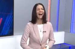 Российская телеведущая громко расхохоталась после слов о льготах в РФ (видео)