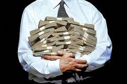 Названы суммы зарплат министров за январь