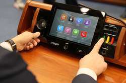 Система для голосування Рада IV функціонує у столичній міськраді з 2015 року