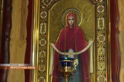 У храмі УПЦ в Тернополі замироточила ікона (відео)