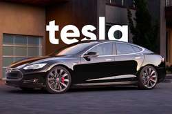 Tesla відкликає 15 тисяч автомобілів через можливі проблеми в роботі керма