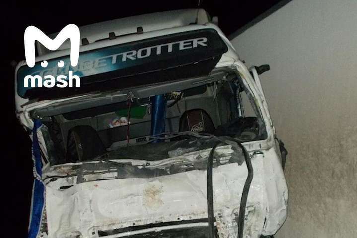 Микроавтобус с украинцами попал в ДТП под Псковом: восемь погибших