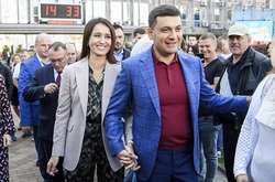  Елена и Владимир поженились в 1997 году 
  