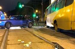 В результаті ДТП було заблоковано рух трамваїв