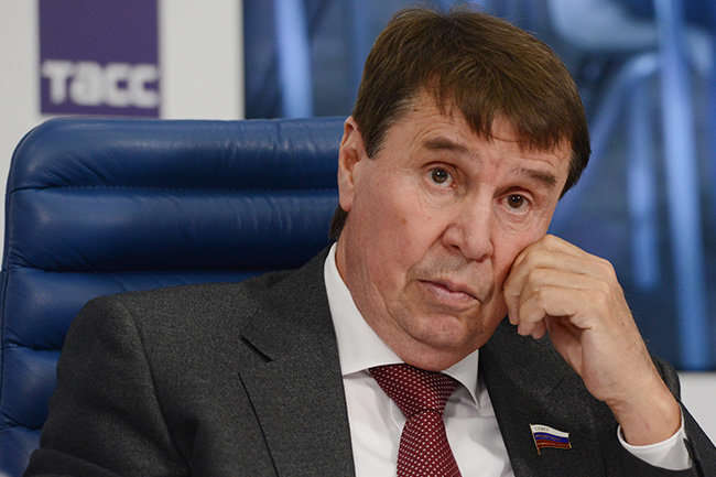 У Росії різко відреагували на бажання Зеленського провести вибори в Криму