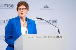 Росія гібридними атаками та зневагою до суверенітету тисне на держави Європи, – міністр оборони ФРН