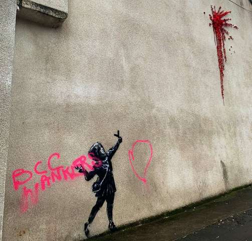 У Британії понівечили графіті Бенксі через два дні після його створення