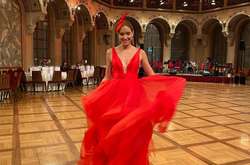 Катя Осадчая в платье с экстремальным декольте на Украинском балу в Вене (фото)