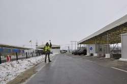 Пункт пропуску Мар’їнка не працюватиме один день