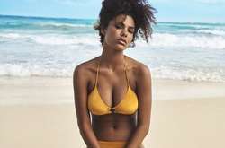 Тина Кунаки похвасталась сексуальной фигурой