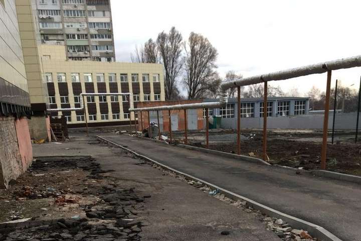 У Дніпрі посадовці привласнили 7 млн грн на ремонті школи, - СБУ