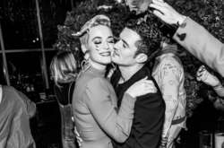 Кэти Перри и Орландо Блум отметили годовщину помолвки (фото)