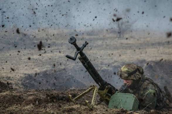 Бойовики пів години накривали вогнем позиції українських військових під Гнутовим