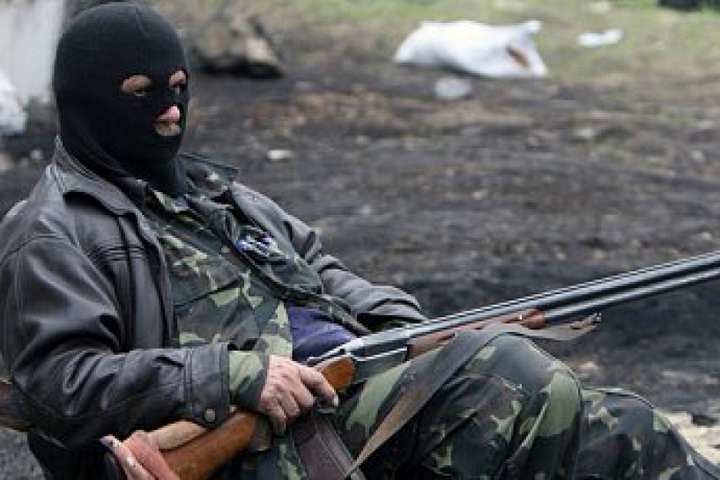 Окупанти на Донбасі запасаються зброєю та боєприпасами, – розвідка