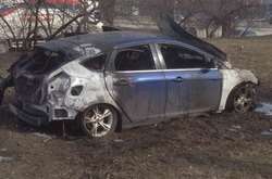 Автомобіль Ford згорів