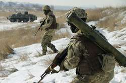 Окупанти сім разів обстріляли позиції Збройних сил, поранений боєць (мапа боїв)