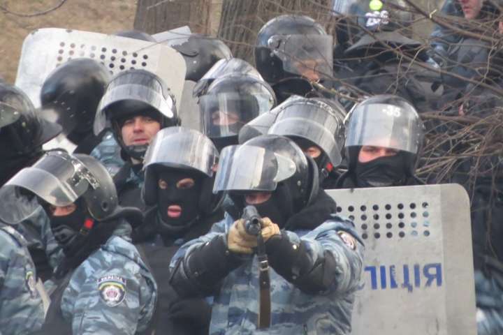 Российская пропаганда утверждает, что активисты сами спровоцировали расстрелы на Майдане