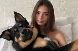 Эмили Ратаковски порадовала фанатов милым семейным фото