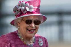 Раскрыт секрет королевской улыбки: Елизавета II рассказала, что носила брекеты