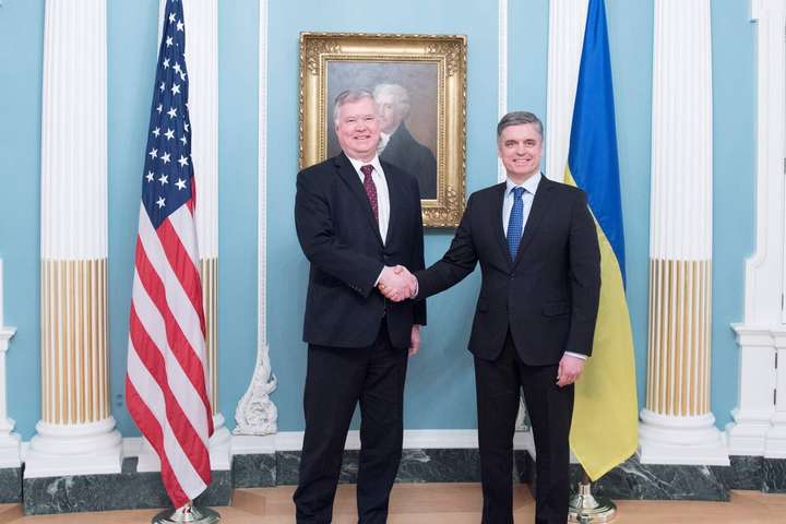 Пристайко обговорив із заступником держсекретаря США повернення миру на Донбас