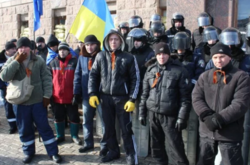 Під кінець Майдану керівництво МВС роздало «тітушкам» 156 автоматів Калашникова і 40 тис. патронів, – прокурор