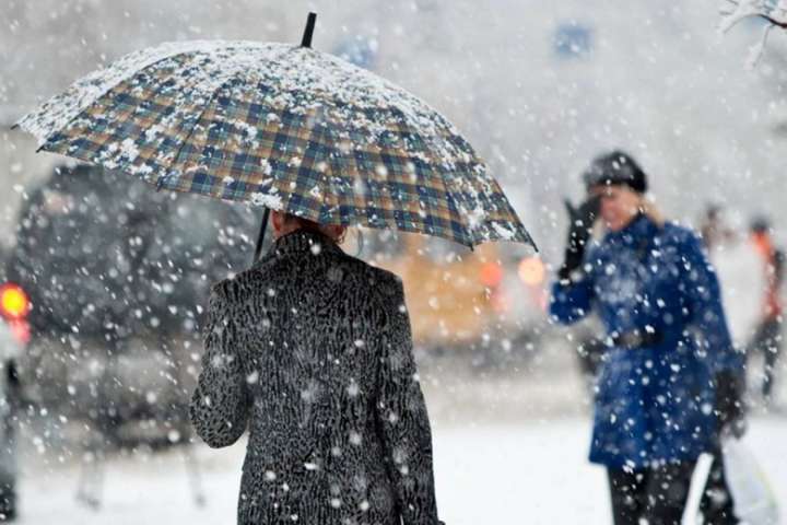 В Україну йде негода з вітром, снігом та дощем: прогноз погоди до 2 березня