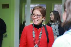 Експосол США в Україні Марі Йованович напише книгу