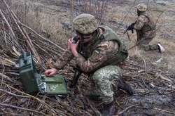 22 лютого внаслідок підриву на невідомому вибуховому пристрої один український захисник отримав поранення