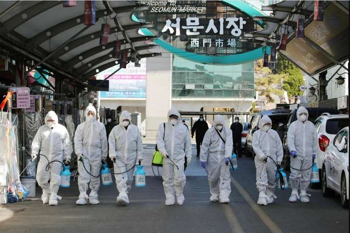 Південна Корея оголосила найвищий рівень загрози через вірус Covid-19