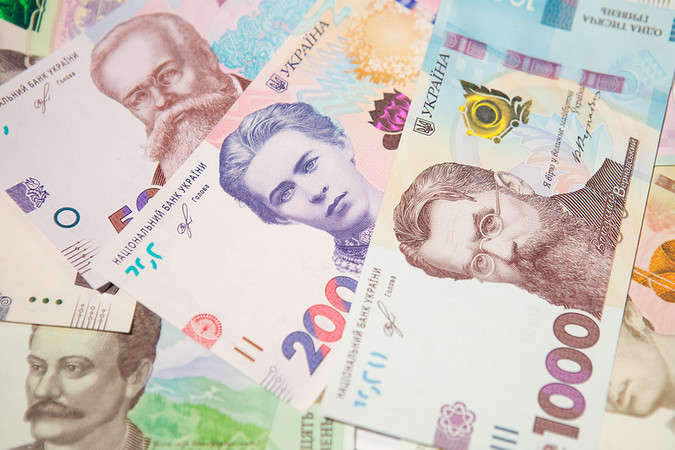 В Україні вводять в обіг оновлену банкноту номіналом 200 гривень