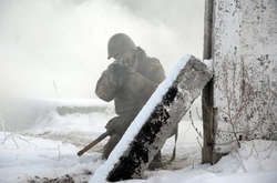 Противник обстріляв наші позиції із заборонених Мінськими домовленостями артилерійських систем, мінометів, гранатометів різних систем, великокаліберних кулеметів та стрілецької зброї