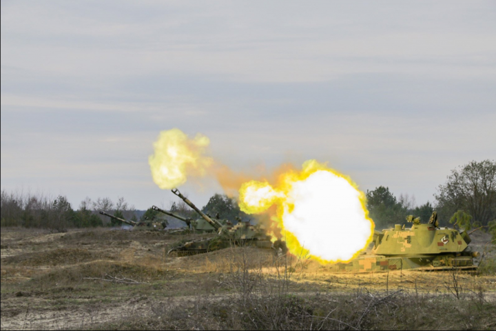 Бойовики на Донбасі обладнують нові вогневі позиції для самохідних артилерійських установок