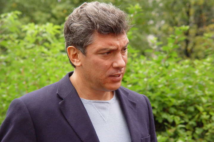 Про Немцова и жалкого престарелого царя на российском троне