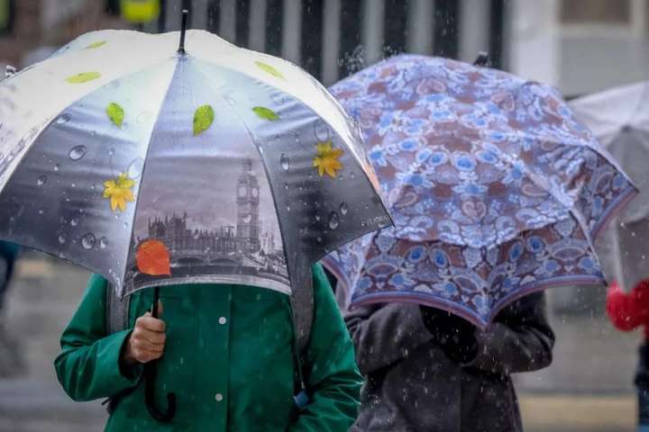 Прогноз погоди на 27 лютого: в Україні дощитиме і буде вітряно