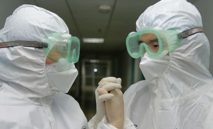 У Китаї за добу від коронавірусу померли 44 людини