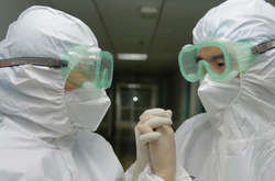 У Китаї за добу від коронавірусу померли 44 людини