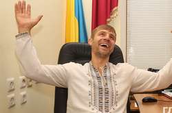 Бывший нардеп казак Гаврилюк работает таксистом в Киеве