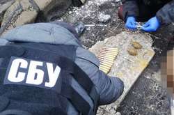 СБУ попередила нелегальний збут військових засобів ураження в різних регіонах України