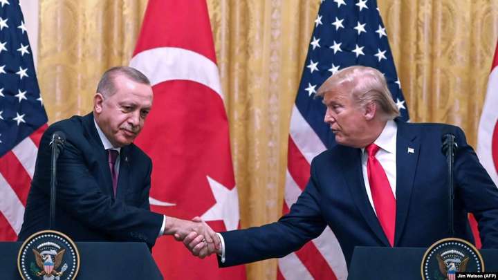 Загострення у Сирії: Трамп запевнив Ердогана у своїй підтримці