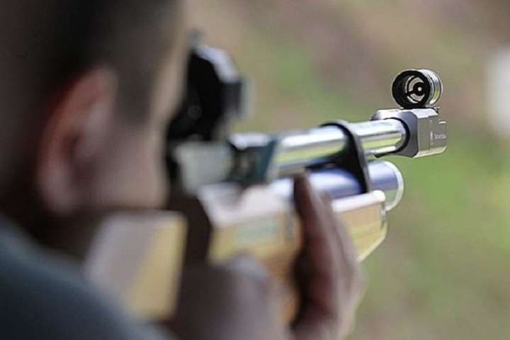 У Житомирі 10-річний хлопчик підстрелив перехожого