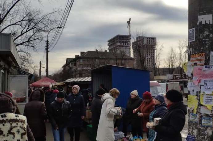 В Дарницькому районі Києва закрили один з ярмарків