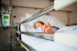 У Дніпрі від вибуху невідомого предмета постраждала дитина