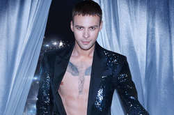 По словам Макса Барских, в детстве ему и матери доставалось от отца, который пил