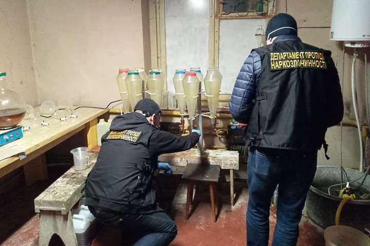 В Украине ликвидирована самая крупная сеть онлайн-торговли наркотиками