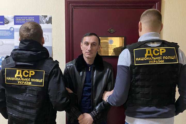 У Києві затримано «опікуна коронованих злочинців» Іспанії (фото, відео)