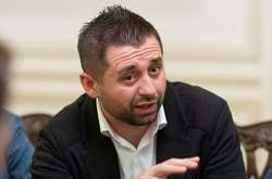 Арахамія вважає, що Гончарук залишиться прем'єром