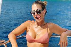 Вероніка Анджелоні: гаряча італійська волейболістка, яка полюбляє демонструвати свої чари