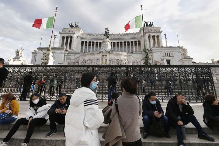 В Італії через коронавірус закривають усі школи й університети