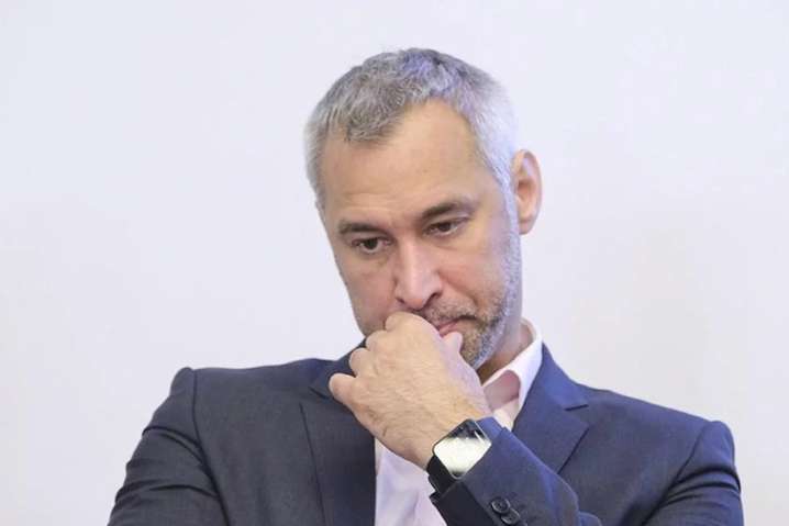 Отставка генпрокурора: Разумков созвал внеочередное заседание Рады