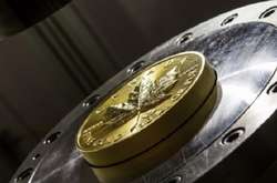У Канаді викарбували 10-кілограмову золоту монету (фото)